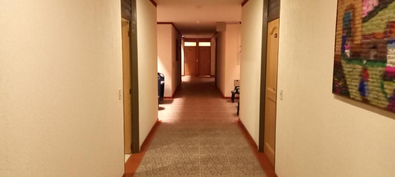 Hoteles Bogota Inn Turisticas 63 מראה חיצוני תמונה