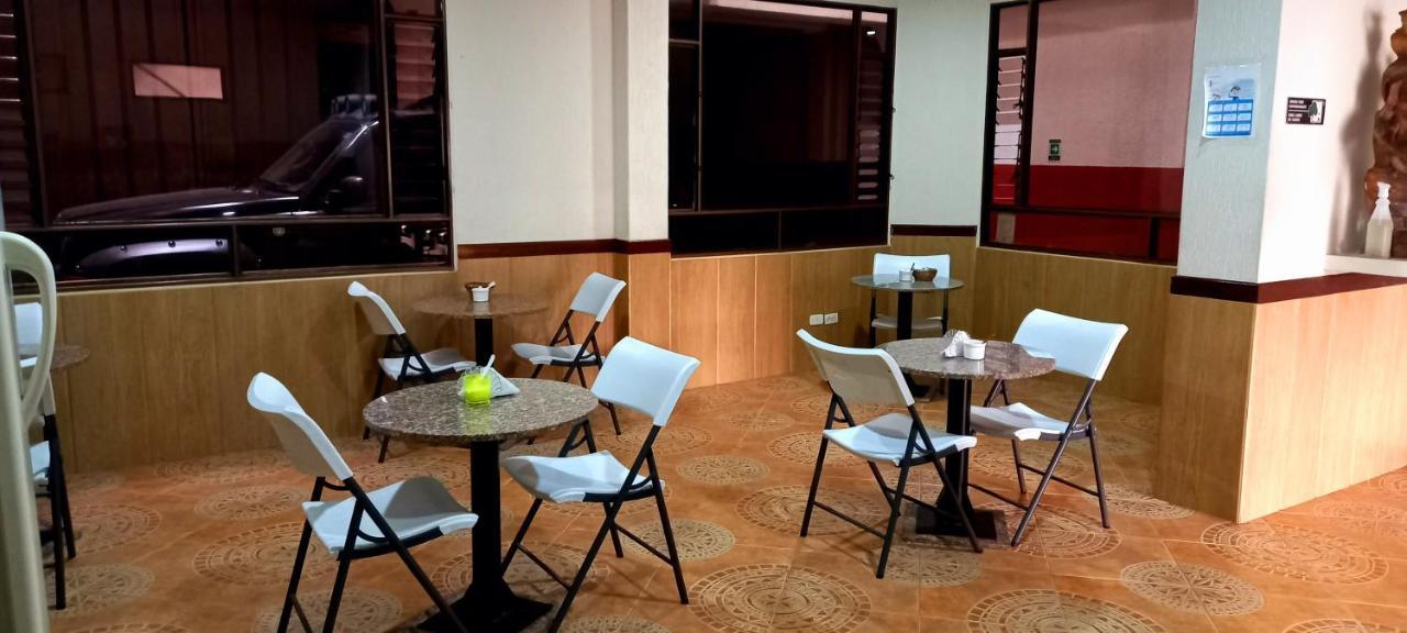 Hoteles Bogota Inn Turisticas 63 מראה חיצוני תמונה