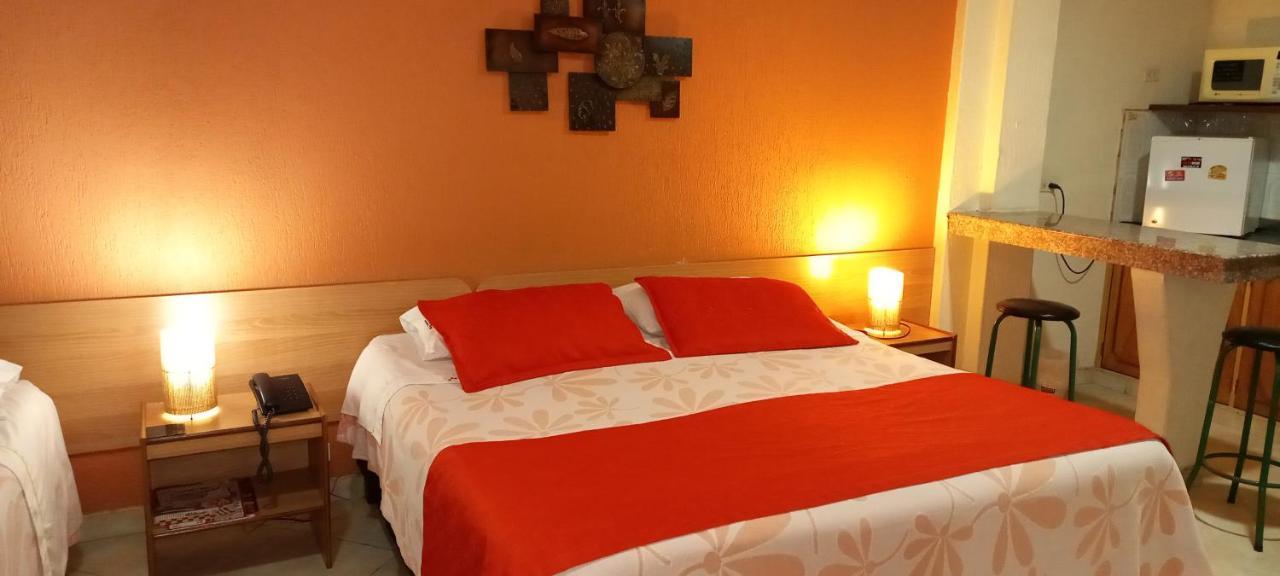 Hoteles Bogota Inn Turisticas 63 מראה חיצוני תמונה